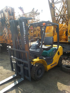 รถยกมือสอง KOMATSU FD30 ลดราคาพิเศษ ขายด่วน เครื่องจักรกลหนักสำหรับงานดิน - Product Image 4