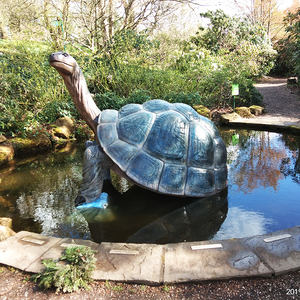 Estatua de animal 3D artificial de tamaño real, escultura gigante de tortuga marina de fibra de vidrio a la venta - Product Image 1