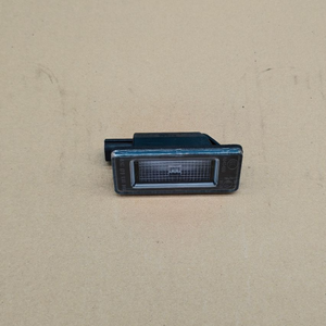 Nouveau feu de plaque d'immatriculation LED pour Nissan Serena C27 Altima Suzuki Landy <span class=keywords><strong>Dacia</strong></span> <span class=keywords><strong>Duster</strong></span> 2018-2021 - Product Image 3