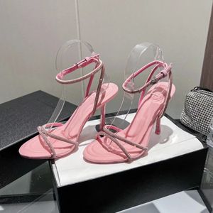 Escarpins à talons hauts pour femmes, talons aiguilles élégants pour les fêtes et le bureau, design confortable à enfiler, idéal pour les occasions formelles et décontractées - Product Image 5