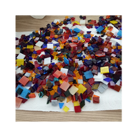 Pièces de carreaux de mosaïque en vitrail pour la création artistique et l'artisanat. Convient pour l'artisanat. Couleur et taille personnalisées