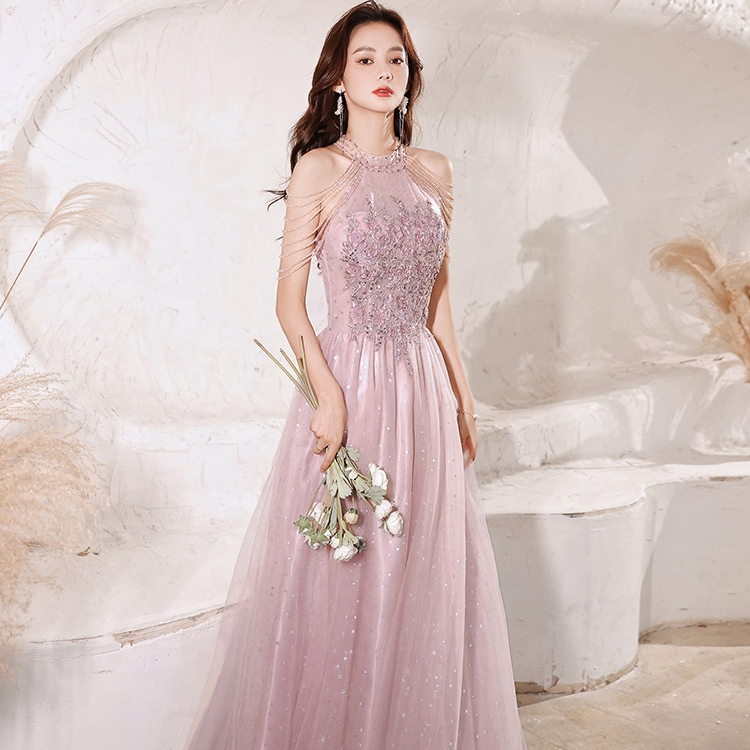 Graduation Dresses Trends 2025: Style & Trends