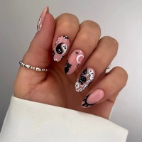 Haute Qualité Halloween Fantôme Fleur Conception Court Carré Amande ABS Faux Ongles Mignon Style Presse sur Ongles Ongles Artificiels