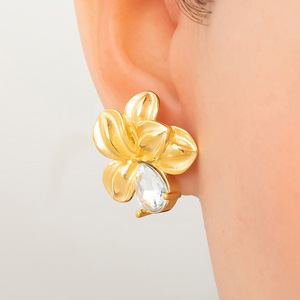 Stainless Steel Hoop Earrings 18K Gold Plated U Shape <b>Moon</b> Design For Women Fashion Stud Earrings - Product Image 3