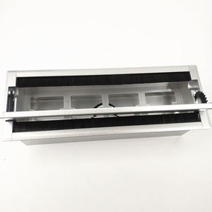 Doppio lato 400mm 4 fori di presa tampone chiusura in lega di alluminio cavo di gestione spazzola scatola per tavolo da ufficio - Product Image 5