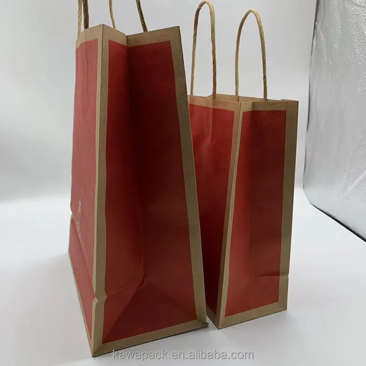 Borsa per imballaggio per il trasporto di abbigliamento personalizzato borsa per il trasporto con manico piatto borsa in carta Kraft marrone con il tuo Logo