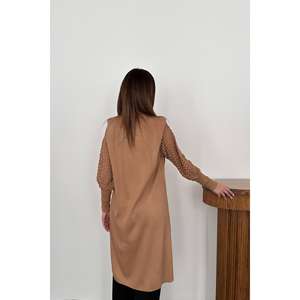 Wholesale Camel Sleeve Knitted <b>Cardigan</b> Casual Solid and Print Pattern <b>Short</b> Length <b>for</b> Autumn and Winter Seasons - Product Image 1