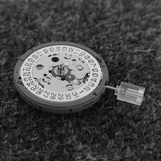 Japanese Original Brand New NH34/NH34A Automatic Mechanical Movement Four-needle Movement Replacement for Assembling Watches