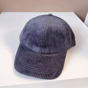 Casquette en velours côtelé personnalisable avec logo brodé, unisexe, beige, pour sports d'hiver, non structurée, style snapback - Product Image 4