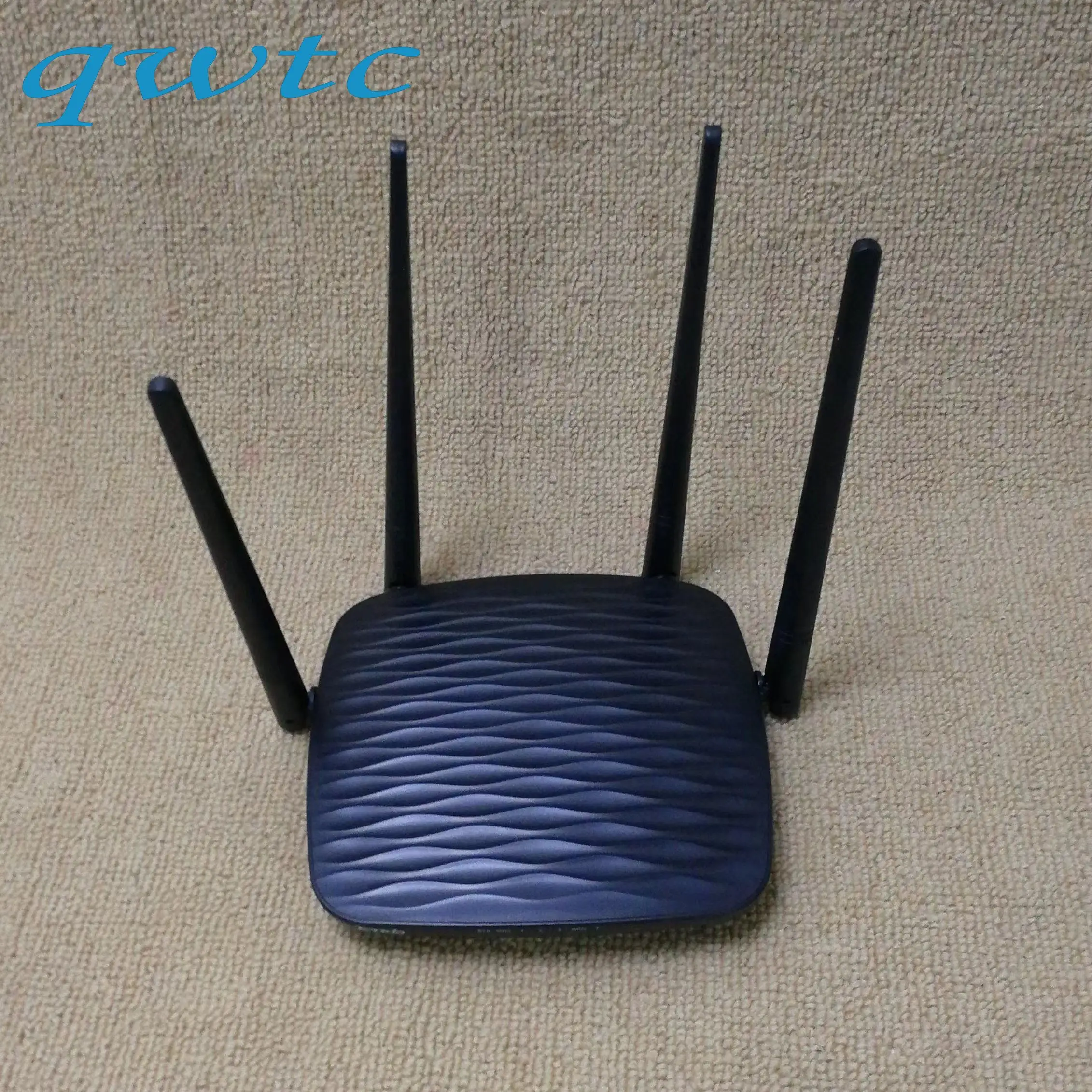 Tenda AC5 1200MBPS Dual-Band Router Dual-Band (2.4 GHz / 5 GHz) Fast Ethernet Black Repeater Wireless Router