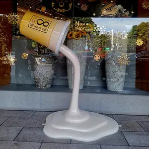 Estatua de fibra de vidrio para bebidas, escultura de resina para taza de té y leche, tamaño real, decoración para eventos, Bar y café