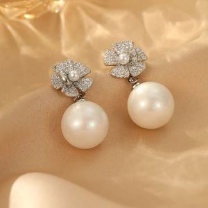 Premium Silver Needle Zircon Flower <b>Pearl</b> Stud <b>Earrings</b> for Women Fashionable Light Luxury Commuting Temperament Personality - Product Image 3