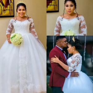 <b>Lace</b> Ball Gown Wedding Dress O-Neck Long Sleeve Princess Waist <b>White</b> Vintage Style Adult Formal Dress - Product Image 2