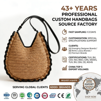 Sac à bandoulière femme en paille tressée demi-lune style bohème vintage avec volants et bordure en dentelle noire, idéal pour l'été et la plage, personnalisable avec logo OEM ODM