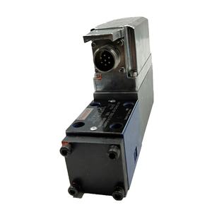 Hydraulische Druck regelventile 4WRPEH6C4B02L-31/<span class=keywords><strong>M</strong></span>/24 A1 R901382356 4 WRPEH6 4WRPEH 4 WRPEH10 Serie Proportional regelventil - Product Image 2