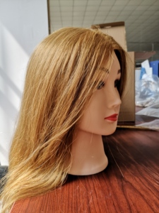<span class=keywords><strong>Tête</strong></span> de mannequin d'entraînement en gros avec cheveux 100% humains, mannequins de coiffure moins chers pour l'entraînement, modèle de <span class=keywords><strong>tête</strong></span> de <span class=keywords><strong>poupée</strong></span> - Product Image 5