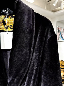 <span class=keywords><strong>Accappatoio</strong></span> in Velluto Stile Europeo Traspirante Stampato Nero e Oro a Maniche Lunghe per <span class=keywords><strong>Uomo</strong></span> - Product Image 2