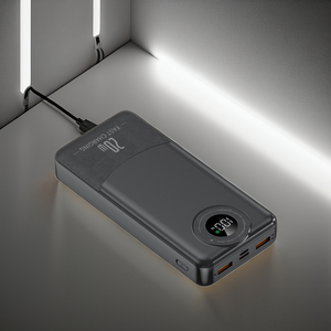 Batería Externa Ultra Delgada Portátil con Pantalla LED, Carga Rápida PD de 20W, Puertos USB-C y USB Dobles, Alta Capacidad de 20000mAh, Batería de Litio-Polímero - Product Image 3