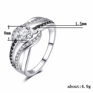 Anello da Donna Creativo con Linea Avvolgente, Elegante con Accento Scintillante, in Lega Regolabile, Gioiello Moderno per Ogni Giorno - Product Image 5