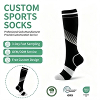 Chaussettes de compression pour jeunes OEM ODM respirantes en tissu éponge rembourré pour la course, le ski, le cyclisme – Chaussettes personnalisées