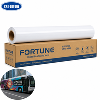 Rouleau de vinyle auto-adhésif PVC blanc brillant sur mesure, largeur 1,52 m - 3,2 m, 80 mic - 100 mic, éco-solvant pour imprimante grand format OEM