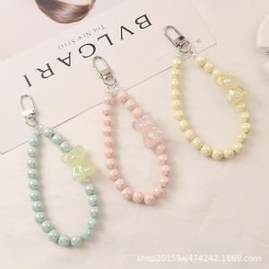 Nuevo Llavero Metálico para Coche, Colgante Creativo con Cadena de Cuentas Coloridas, Accesorios de Oso de Resina, Decoración para Estuche de Auriculares y Bolsos - Product Image 3