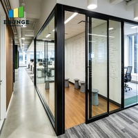 Cloison de bureau en verre avec porte coulissante et cadre en aluminium pour salle de réunion