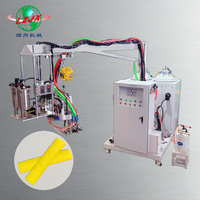 Línea de Producción de Espuma de PU con Densidad y Moldes Personalizables, Utilizada en la Fabricación de Cabezales de Mopa de Esponja PVA en Varios Estilos