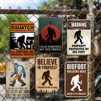 Plaque en métal amusante Bigfoot, avertissement Sasquatch, surveillance de quartier, humour, décoration de cave d'homme en plein air