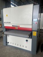 Ponceuse à bande large pour le travail du bois de 1300 mm avec fonction de rabotage et de ponçage