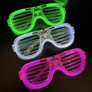 แว่นตา <span class=keywords><strong>LED</strong></span> เรืองแสง ไฟแฟลช สำหรับวันวาเลนไทน์ ปาร์ตี้ปีใหม่-กันน้ำ ใช้แบตเตอรี่ ของตกแต่งแปลกใหม่ - Product Image 3