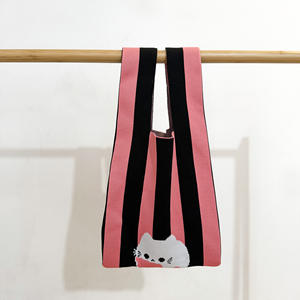 패션 레이디의 니트 자카드 스트라이프 동물 토트 백 귀여운 만화 쇼핑백 스트라이프 핸드백 사용자 정의 로고 - Product Image 4