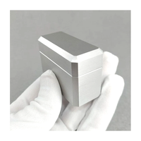 Boîtier d'emballage en métal de boîte à anneau rond personnalisable OEM recyclable usiné en acier inoxydable CNC