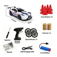 Voiture de course RC haute vitesse EPT 2,4 GHz : 1:24 4WD - Série Drift avec lumières LED et pneus de drift de rechange, cônes de signalisation
