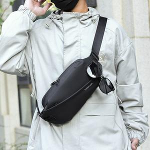 Men's Crossbody Bag Black <b>Large</b> Capacity <b>Chest</b> Bag For Outdoor Running Phone <b>Storage</b> Casual Shoulder Bag - Product Image 1