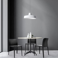 Chaise d'accueil pour restaurant et cantine avec renfort UV en fibre de verre polypropylène vierge