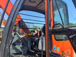 Machine de construction d'occasion, excavatrice compacte Hitachi ZX 75US, 7,5 tonnes, excavatrice d'occasion en bon état pour le creusement, avec CE EPA - Product Image 6