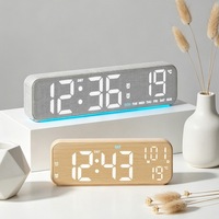 Horloge Réveil Silencieuse à LED en Plastique de Style Européen Simple, avec Thermomètre et Minuteur de Compte à Rebours 24 Heures, Design Élégant