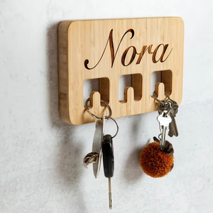 JUNJI pannello <span class=keywords><strong>personalizzato</strong></span> con montaggio a parete in <span class=keywords><strong>legno</strong></span> nomi di famiglia incisi personalizzati per portachiavi - Product Image 1