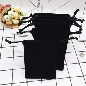 Petite pochette à cordon carrée en velours court 7x9cm personnalisée, réutilisable pour bijoux, montres, cosmétiques, emballage et rangement - Product Image 6