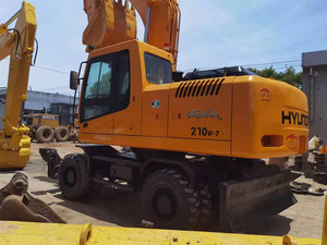รถขุดไฮดรอลิกฮุนได รุ่น 210w-7 น้ำหนัก 21 ตัน พร้อมบุ้งกี๋ขุดขนาด 1.05 ลบ.ม. รถจักรกลหนักระดับมือสอง ราคาถูก รับประกัน 1 ปี - Product Image 3