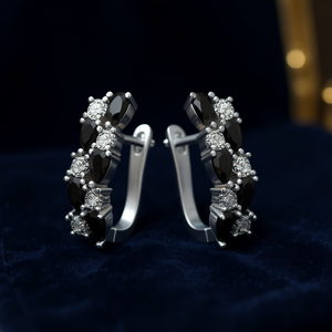 Orecchini a Cerchio in Argento 925 Bianco Champagne con Cristalli e Strass, Taglio Brillante Rotondo, Montatura a Griffe, Gioielli Classici da Donna - Product Image 2