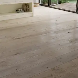 Parquet en bois d'ingénierie de bonne qualité en chêne européen de 14mm d'épaisseur, style moderne, couleur naturelle, surface lisse et imperméable