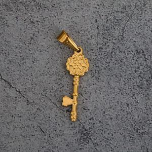 Nuevos Diseños 2025: Llaveros Hipoalergénicos de Acero Inoxidable que No se Deslustran y Pequeños Colgantes y Dijes de Moda con PVD Dorado al por Mayor - Product Image 6