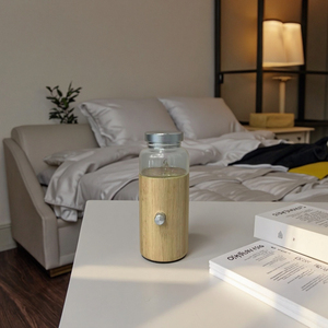 Difusor de aceite esencial sin agua de vidrio de madera Premium de nuevo diseño con elegante acento de madera maciza - Product Image 1