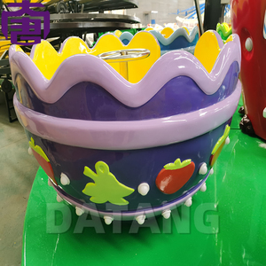 Lámpara LED de punto IP65 con diseño de taza de café y fresa, resistente al agua, para parques de atracciones y parques temáticos - Product Image 2