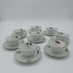 Service de table décoratif Richard Ginori 1938 rouge et bleu, comprend des accessoires pour le café et le thé - Product Image 2