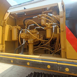 Excavadora pesada CAT 330D de 33 toneladas con cazo de excavación de 1.65m³ de capacidad, excavadora de cadenas usada, máquina de construcción - Product Image 6