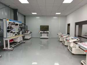 Plataforma de Entrenamiento para la Instalación y Ajuste de Paquetes de Baterías de Vehículos de Nueva Energía, Equipo de Enseñanza y Plataformas de Capacitación - Product Image 3