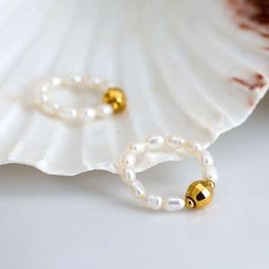 Anillos de Compromiso y Boda de Acero Inoxidable con Perla y Chapado en Oro de 14k/18k, Duraderos y de Alta Calidad para Mujer - Product Image 1